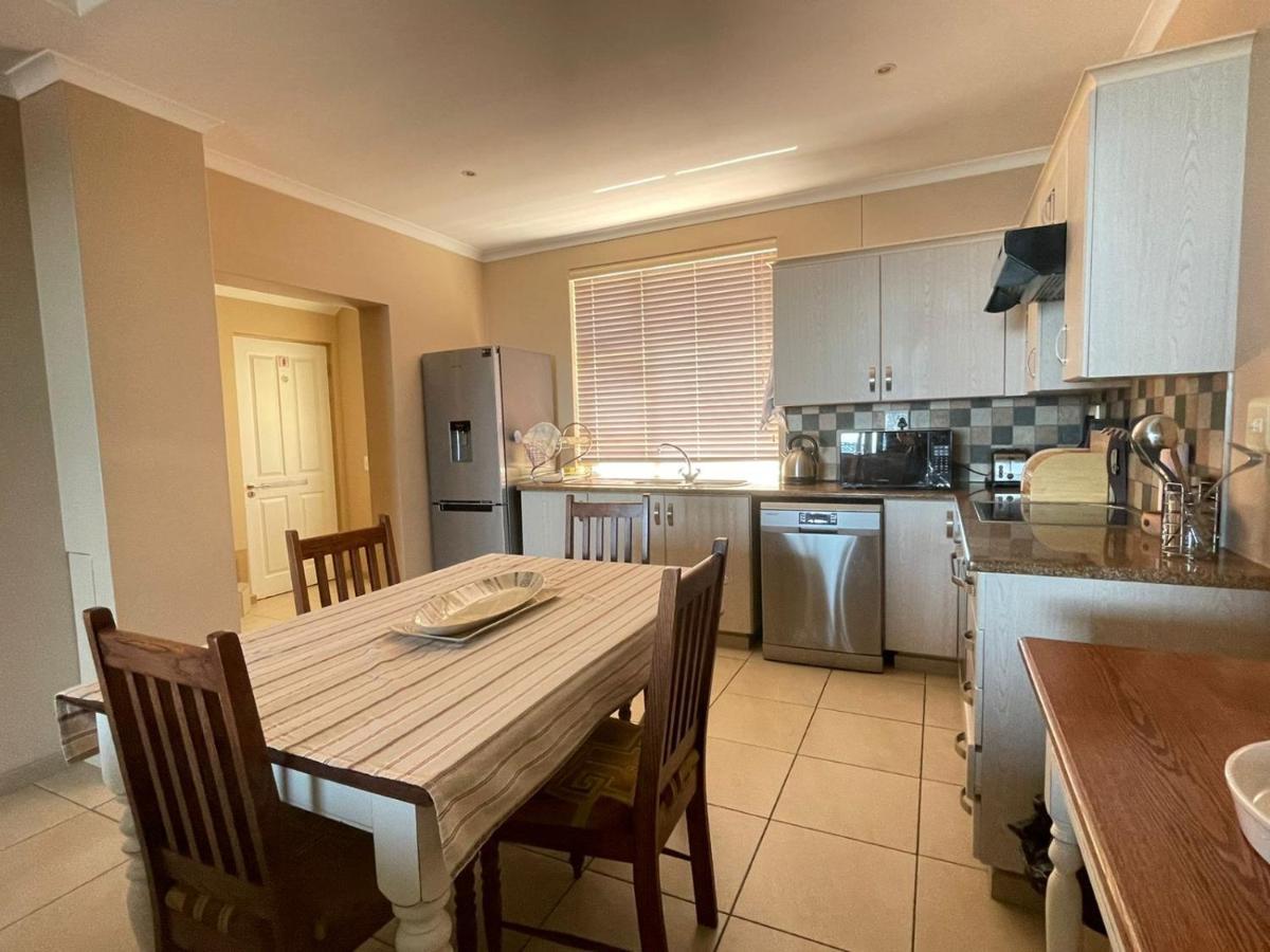 Villa For Family And Golf มอสเซิลเบย์ ภายนอก รูปภาพ
